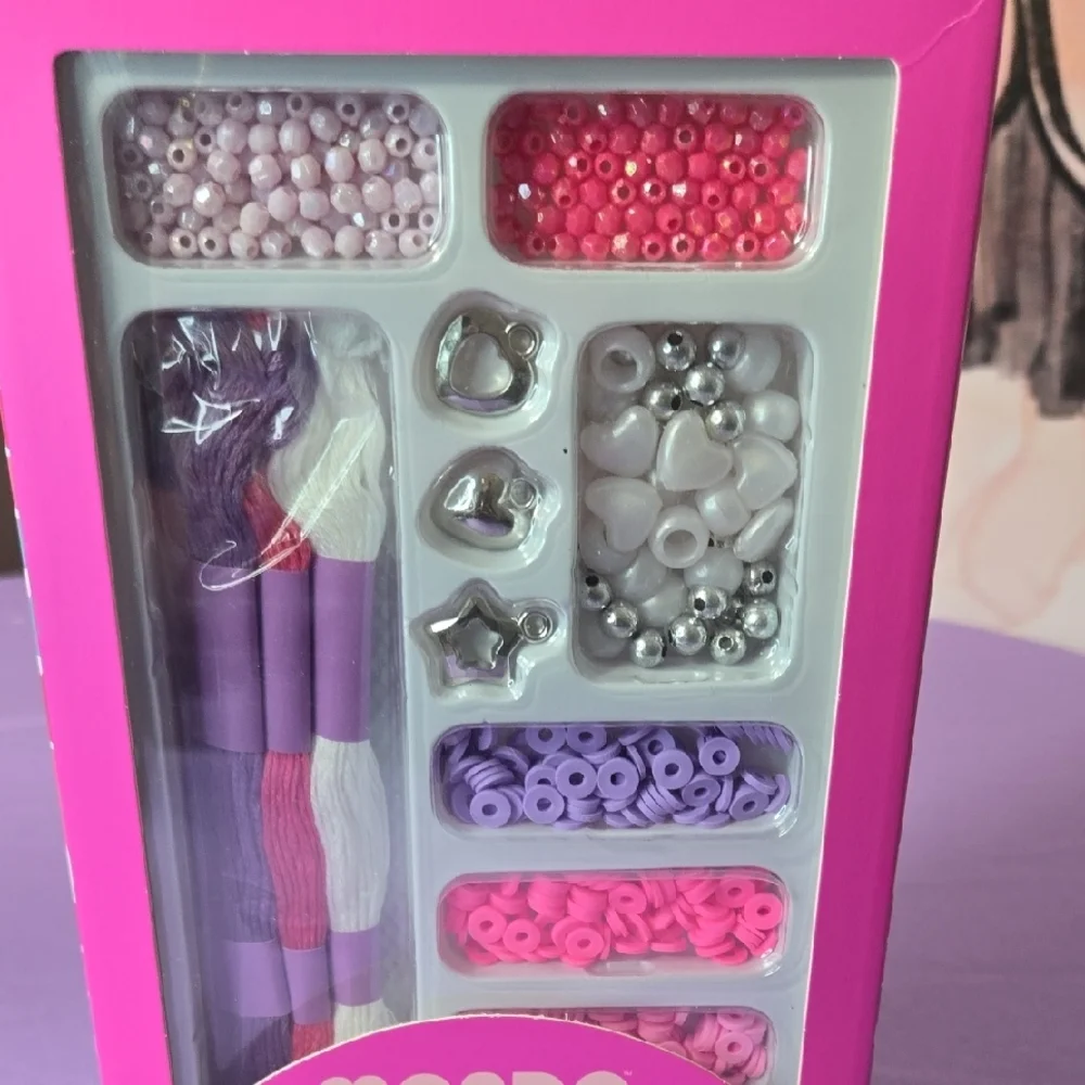 Mondo Llama Valentine's Jewelry Kit - Pink and Purple - Picture 5 of 5